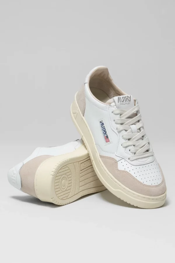 Autry - Woman - White - Sneaker main image 0